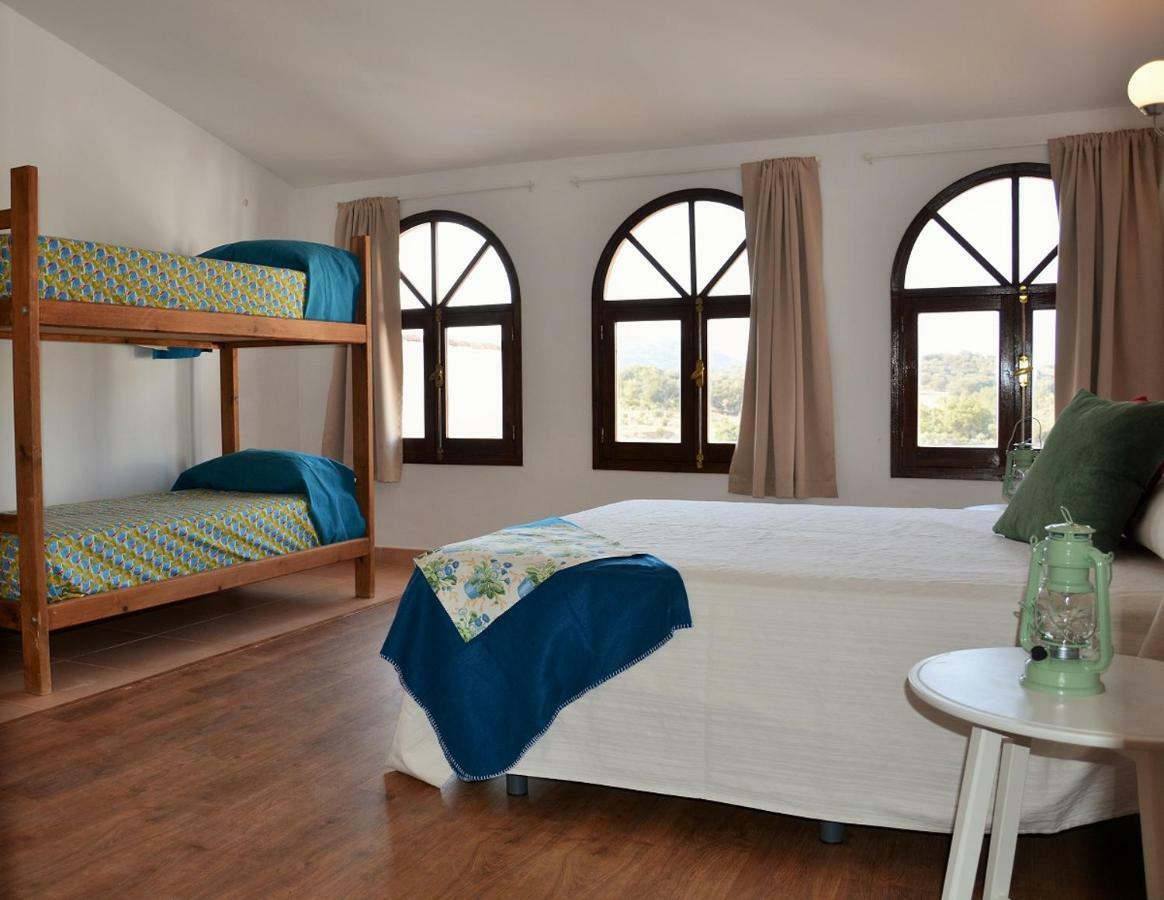 Santa Marta Complejo Rural Con Pista De Padel Guest House Archidona Exterior foto