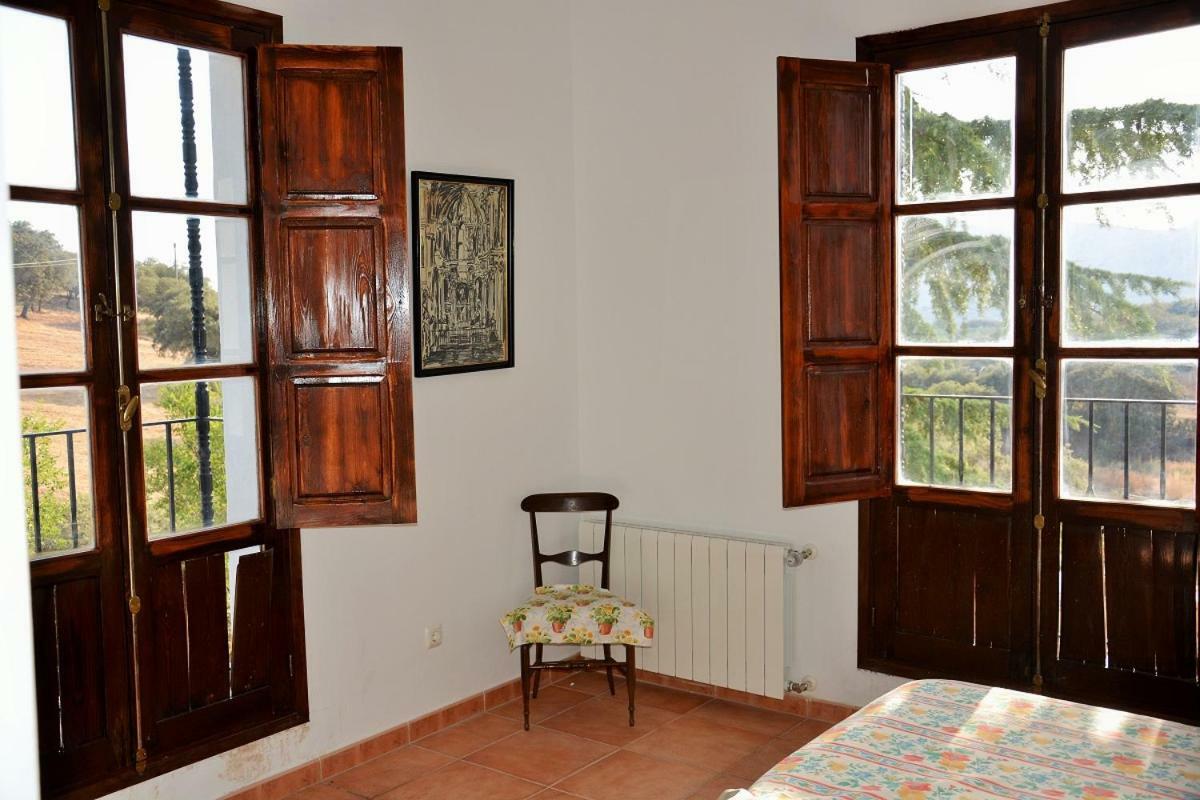 Santa Marta Complejo Rural Con Pista De Padel Guest House Archidona Exterior foto